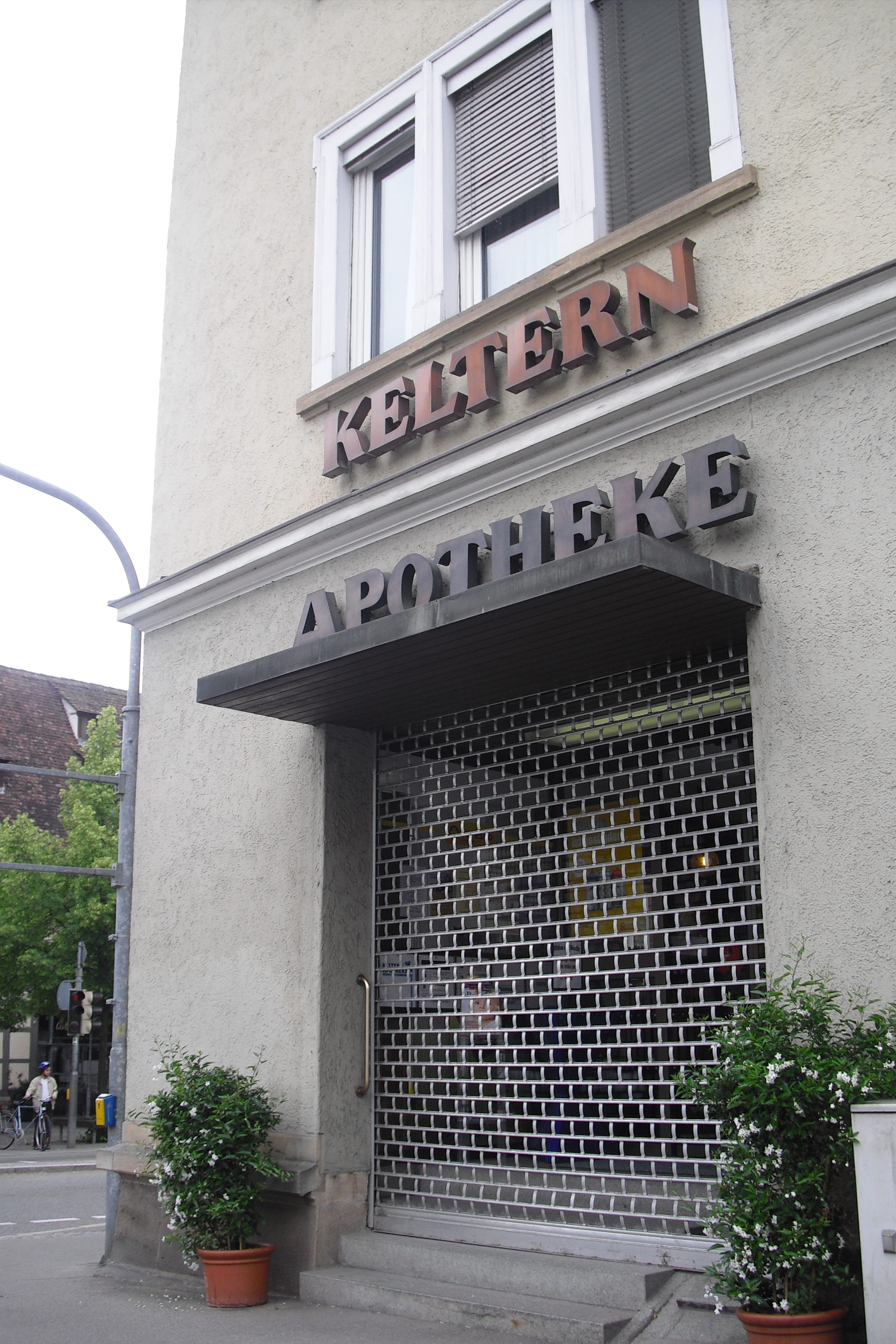 Bild 3 Keltern Apotheke in Tübingen