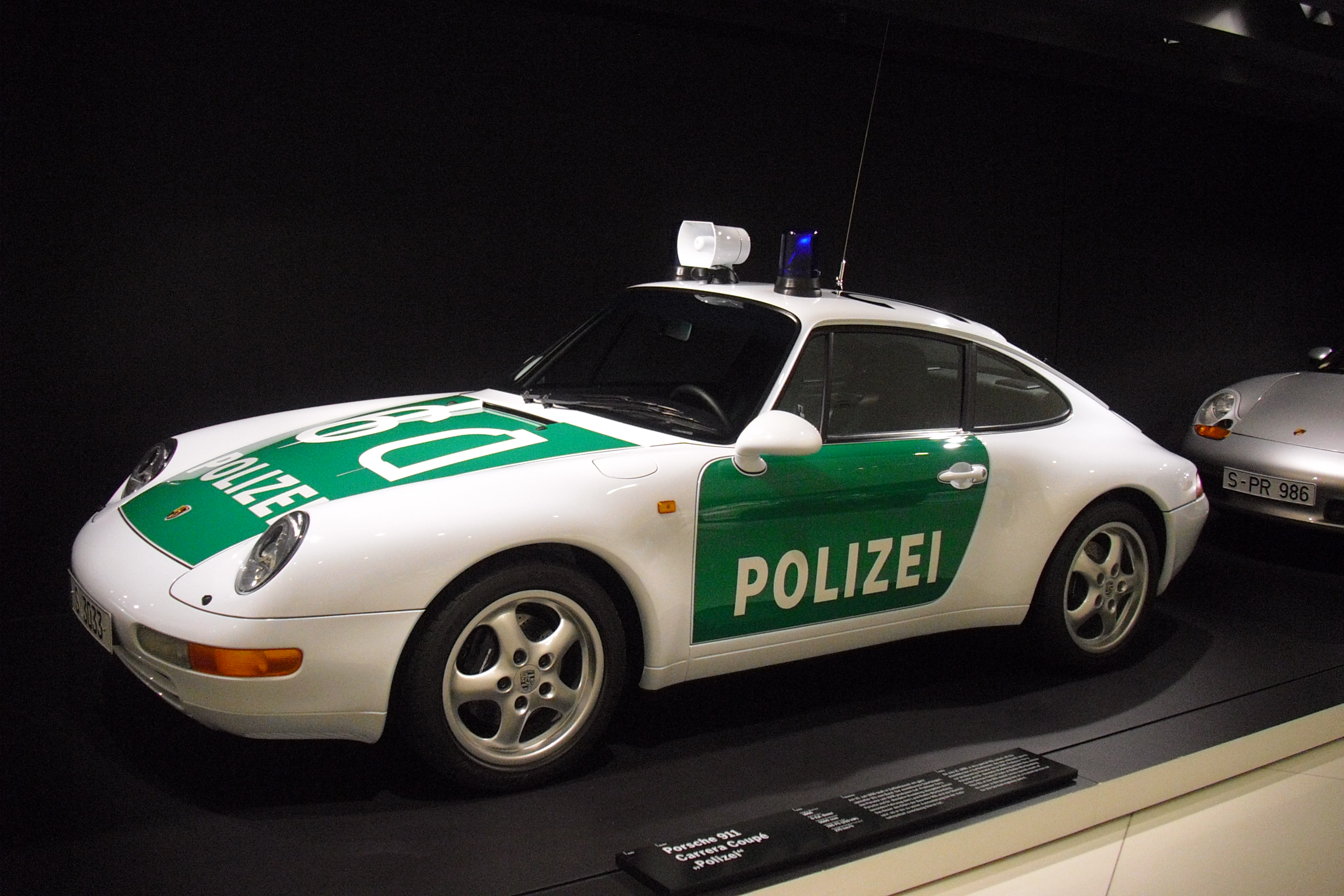 Bild 37 Dr. Ing. h.c. F. Porsche AG in Stuttgart