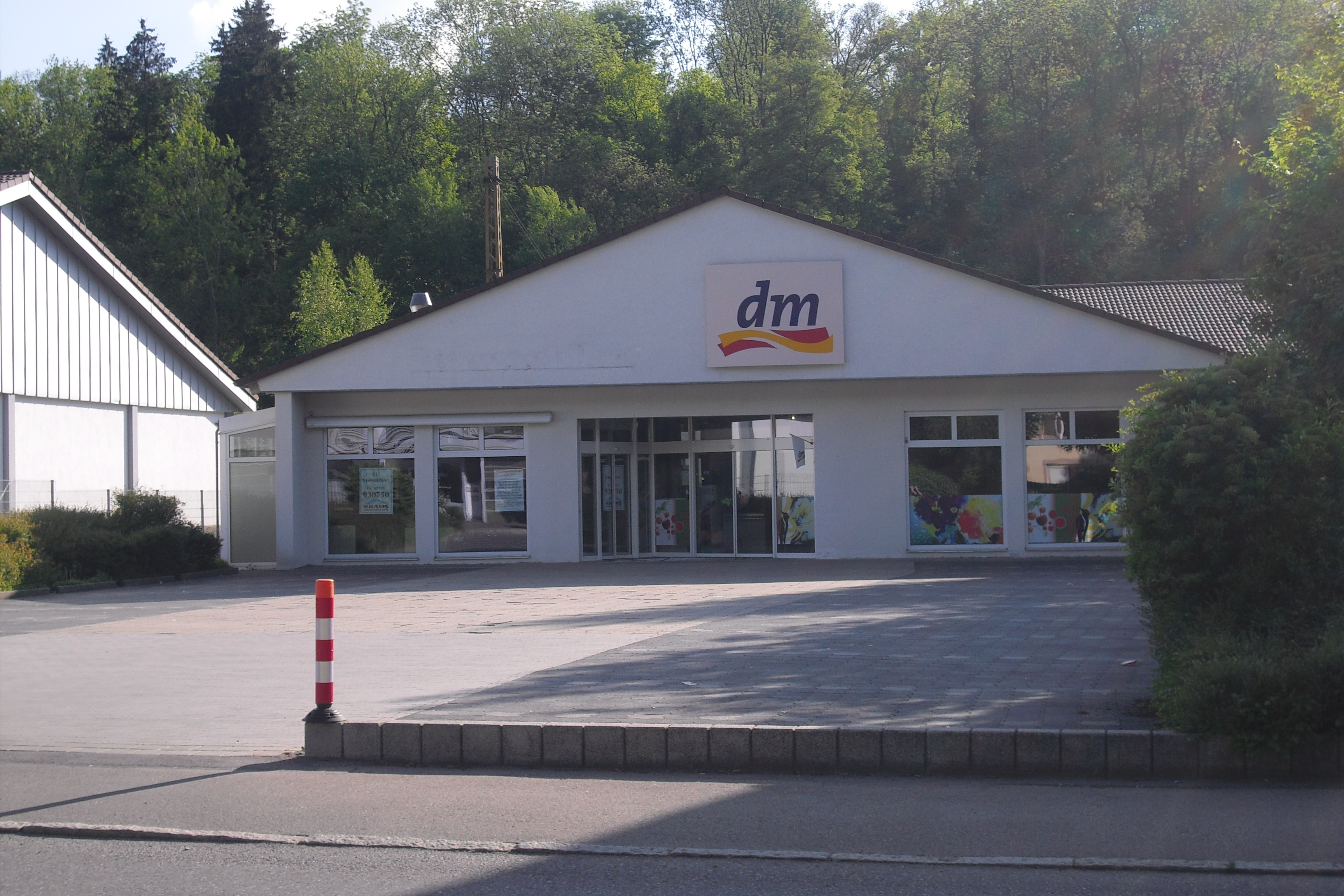 Bild 1 dm-drogerie markt in Kirchentellinsfurt