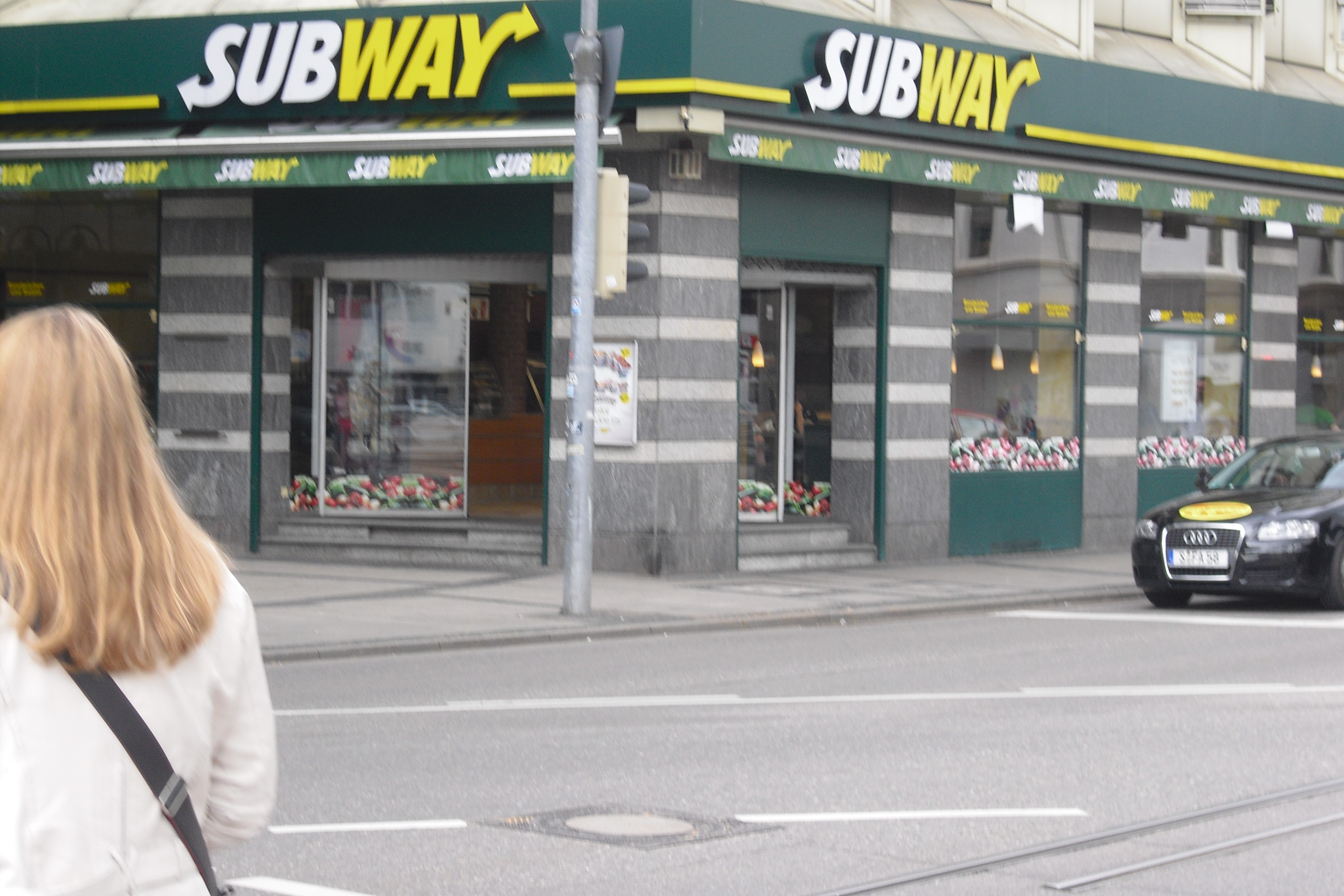 Bild 1 Subway in Stuttgart Bad Cannstatt