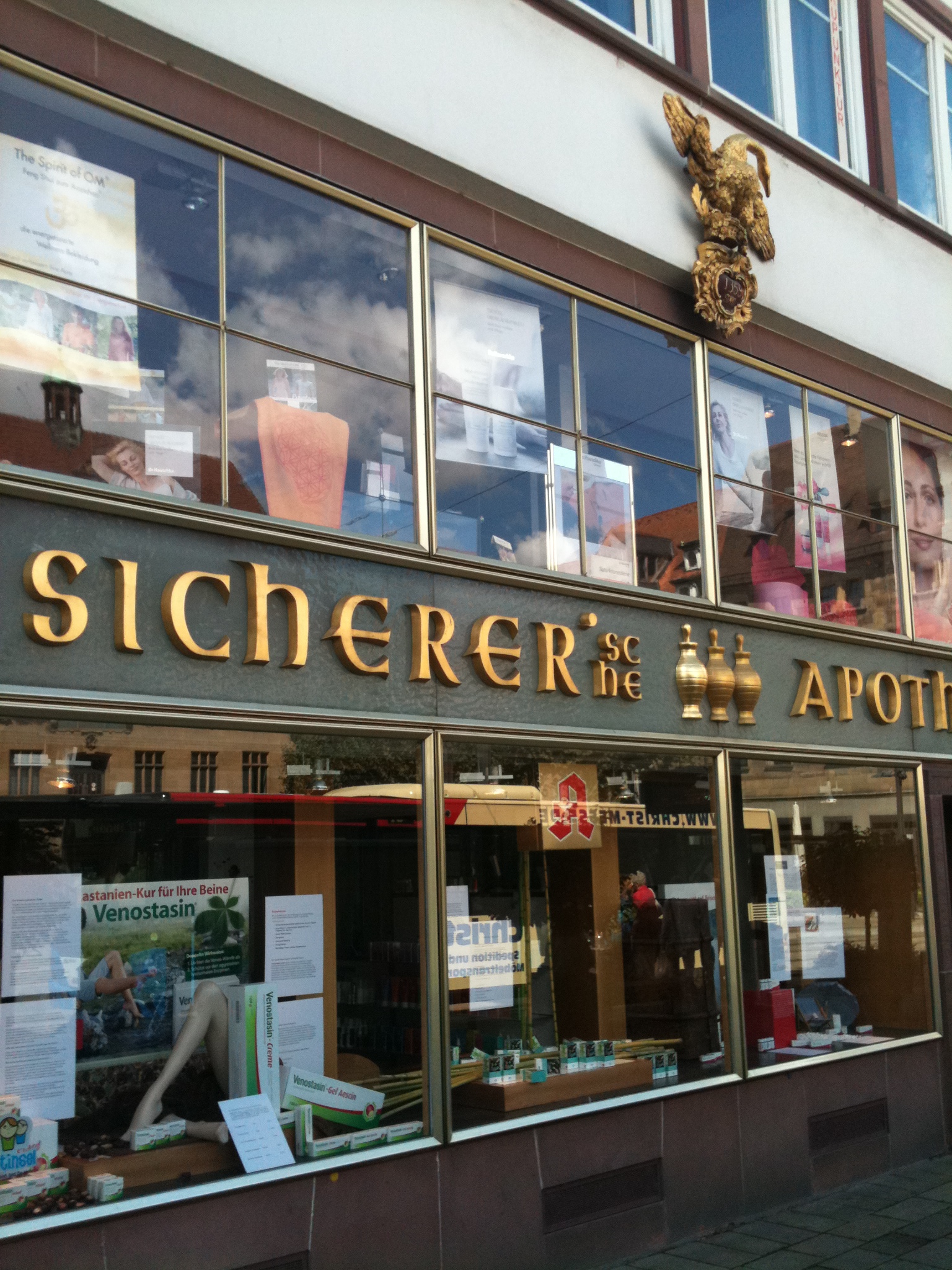 Bild 2 Sicherer'sche Apotheke Inh. Bernd Kleinhans in Heilbronn