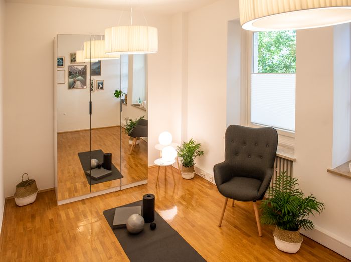 Schmid Brigitte - Privatpraxis für Physiotherapie, München Schwabing