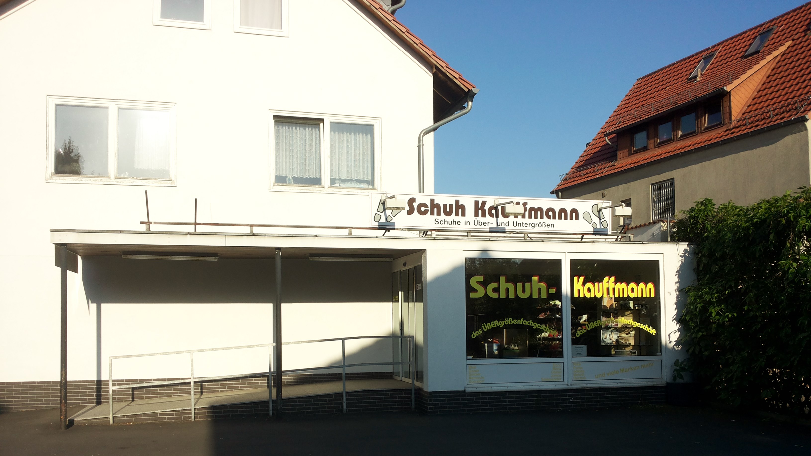 Bild 1 Schuh Kauffmann - Markenschuhhaus in Göttingen