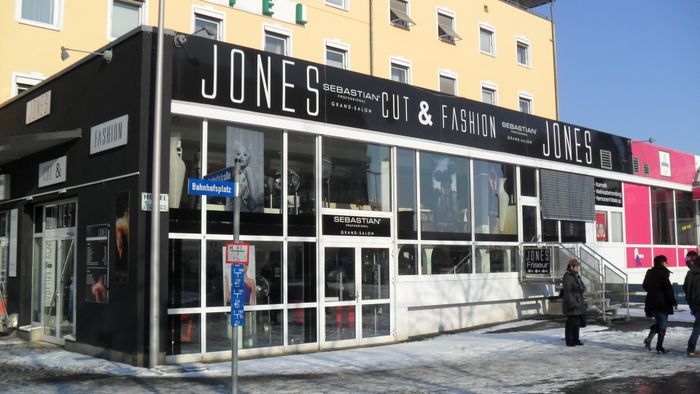 Jones cut and fashion GmbH