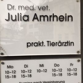 Amrhein Dr. med. vet. Julia Tierärztin in Wuppertal