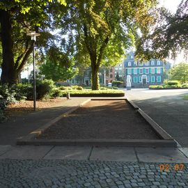 Engelsgarten mit Boule - Anlage