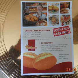 Zur Neueröffnung 2 Brötchen gratis und ein Schwarzwälder Brot, 1.500gr. für 2,22 €. 