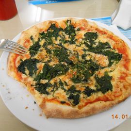 Pizza Spinaci mit Knofi.