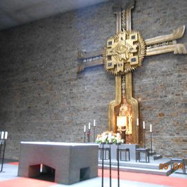 Kreuz in der Anbetungskirche