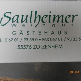 Eine Kiste leckeren Wein aus der Pfalz