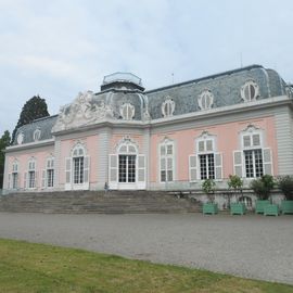 Schloss und Park Benrath in Düsseldorf