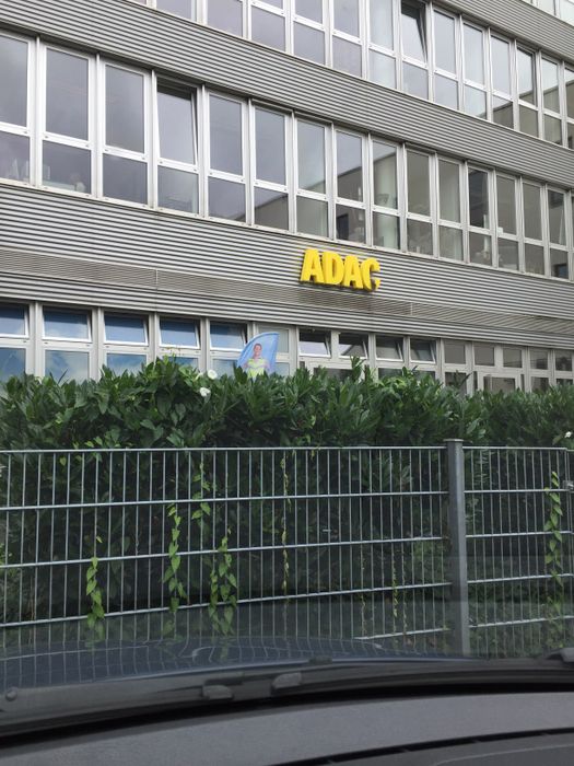 ADAC Center & Reisebüro