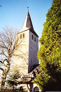 Der schiefe Turm der Kirche in Schöller Foto v. @Mutz