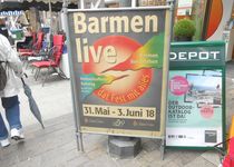 Bild zu Barmen Live