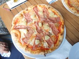 Bild zu Restaurant Pizzeria Mediterran