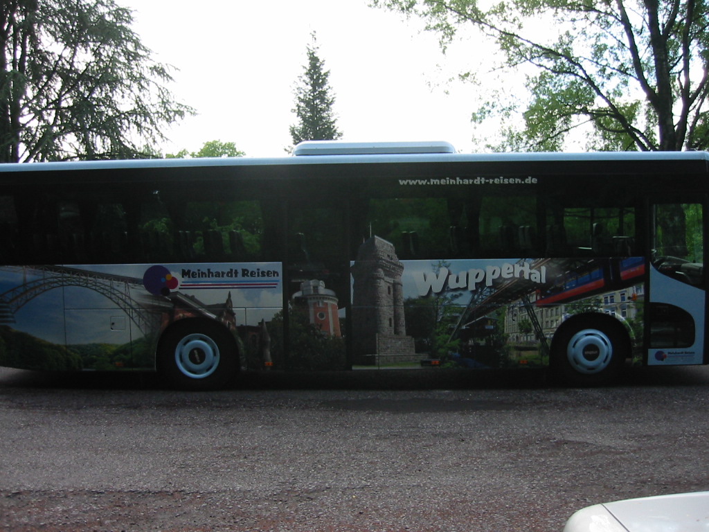 Wuppertalreklame  - auf dem Reisebuss