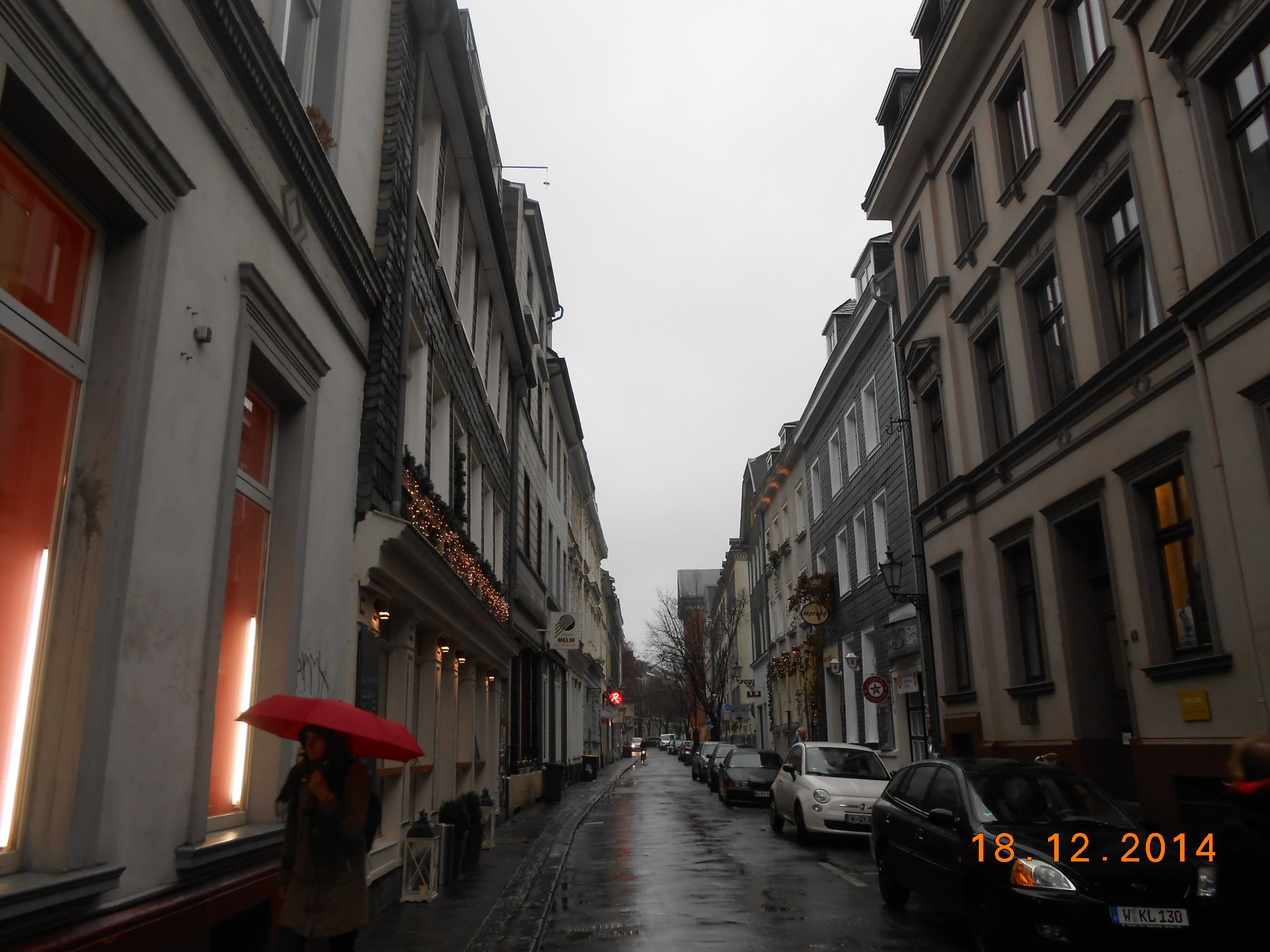 Das Luisenviertel bei Regen
Die Luisenstrasse, eine Vergnügungsmeile in Elberfeld