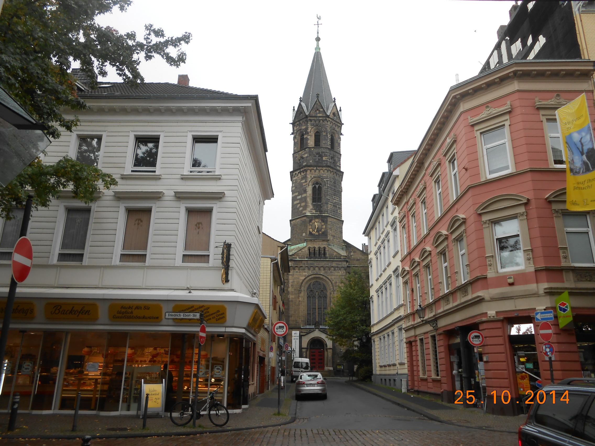 Blick zum Luisenviertel mit Kirche.