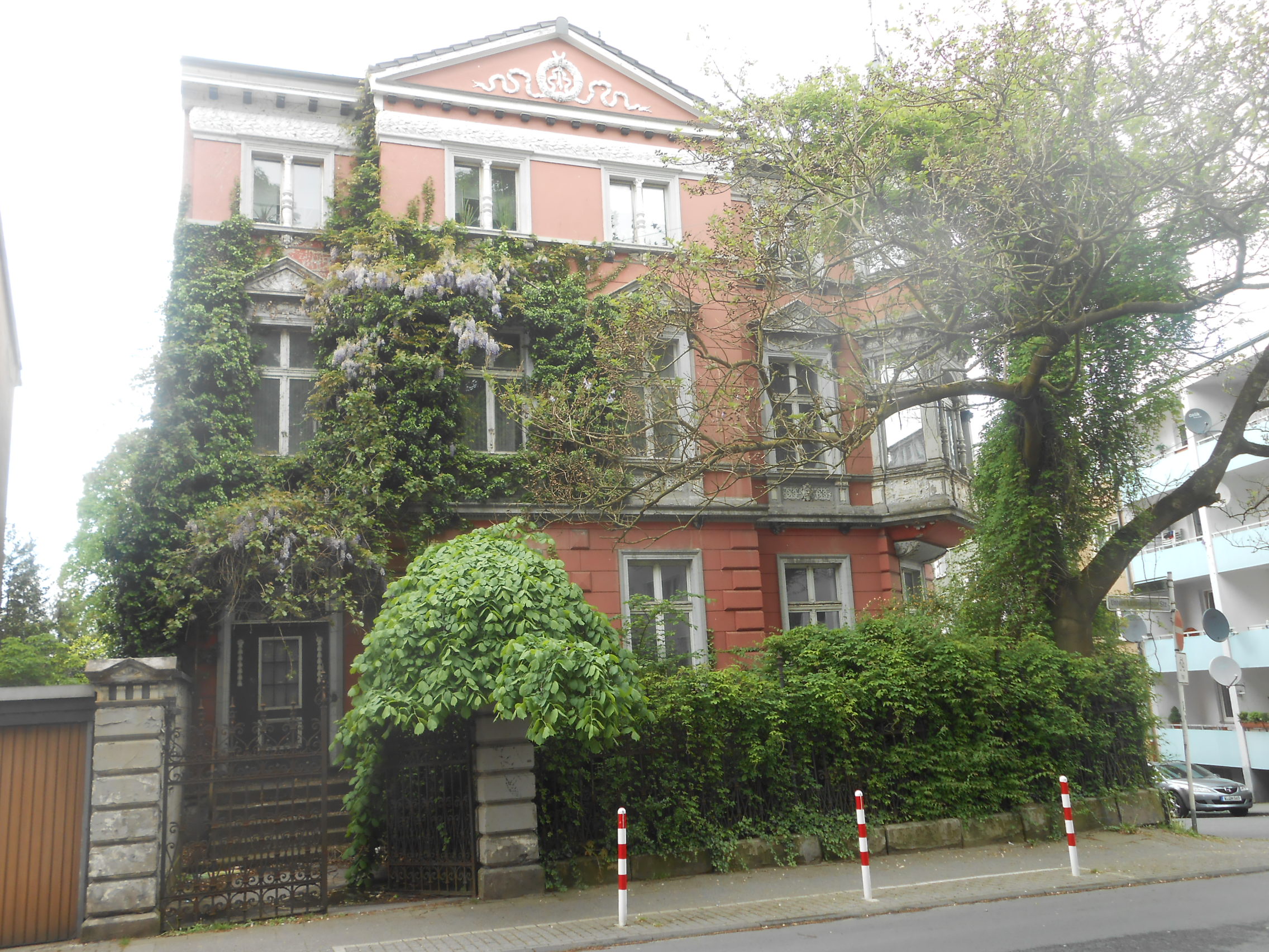 Alte Villa im Ortsteil Heckinghausen