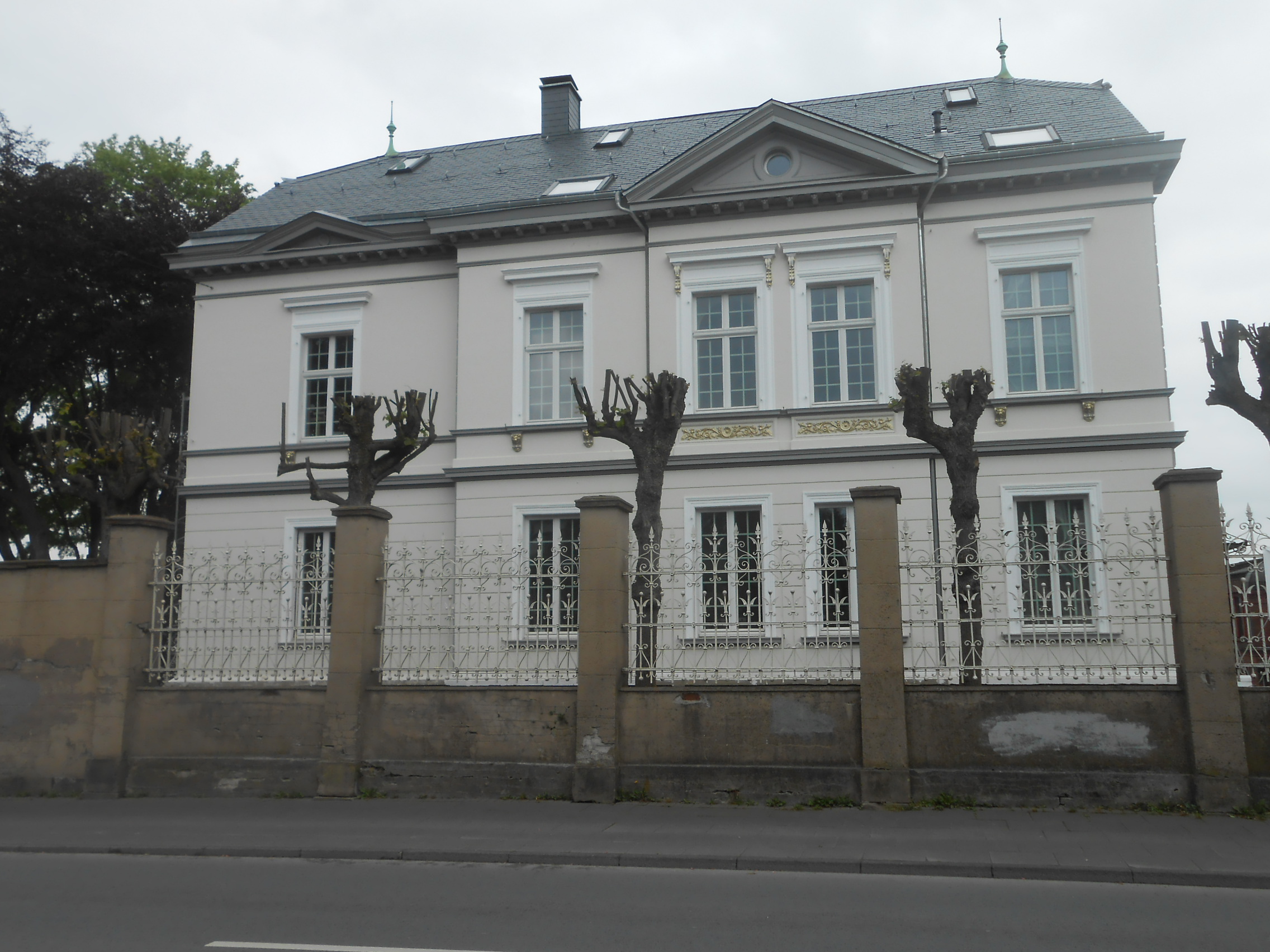 Ortsteil Langerfeld - alte renovierte Villa