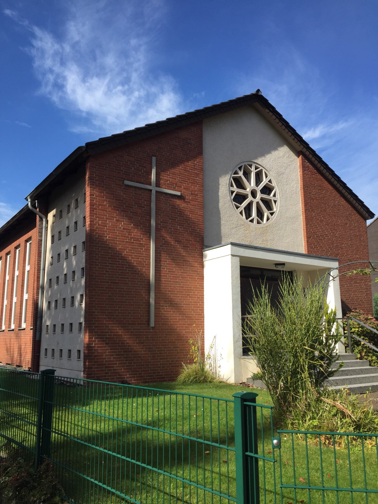 Bild 1 Ev. Kirchengemeinde Langenbochum-Scherlebeck, Gemeindezentrum in Herten