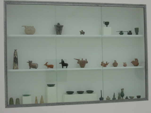 Skulpturen aus dem frühgeschichtlichen  Luristan und Amlasch ( frühen China) Han-Tang - und Ming Dynastie.