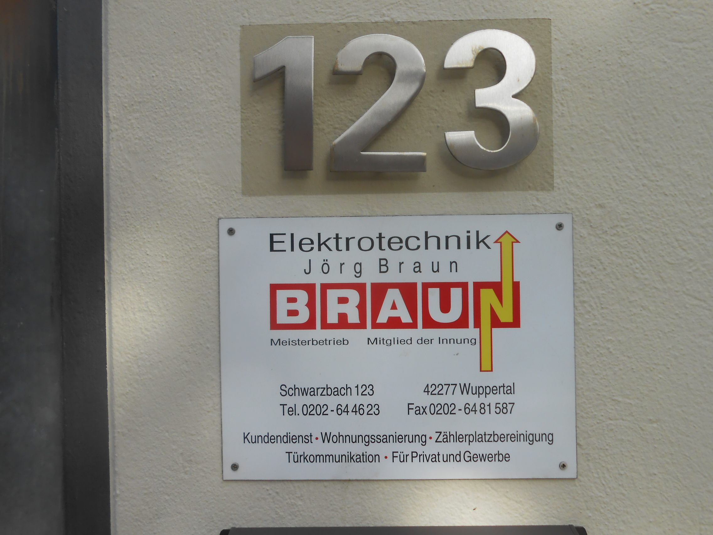 Bild 1 Braun in Wuppertal