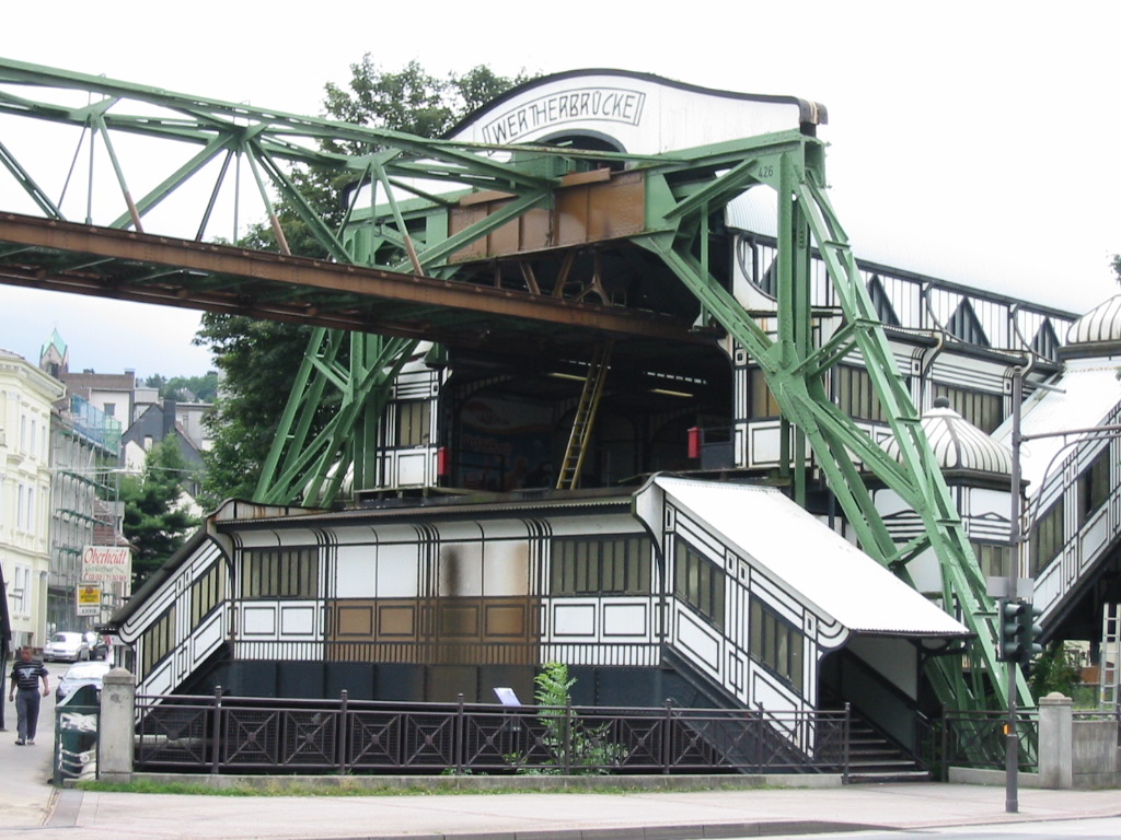 Die historische Schwebebahn -Haltestelle Werther Brücke