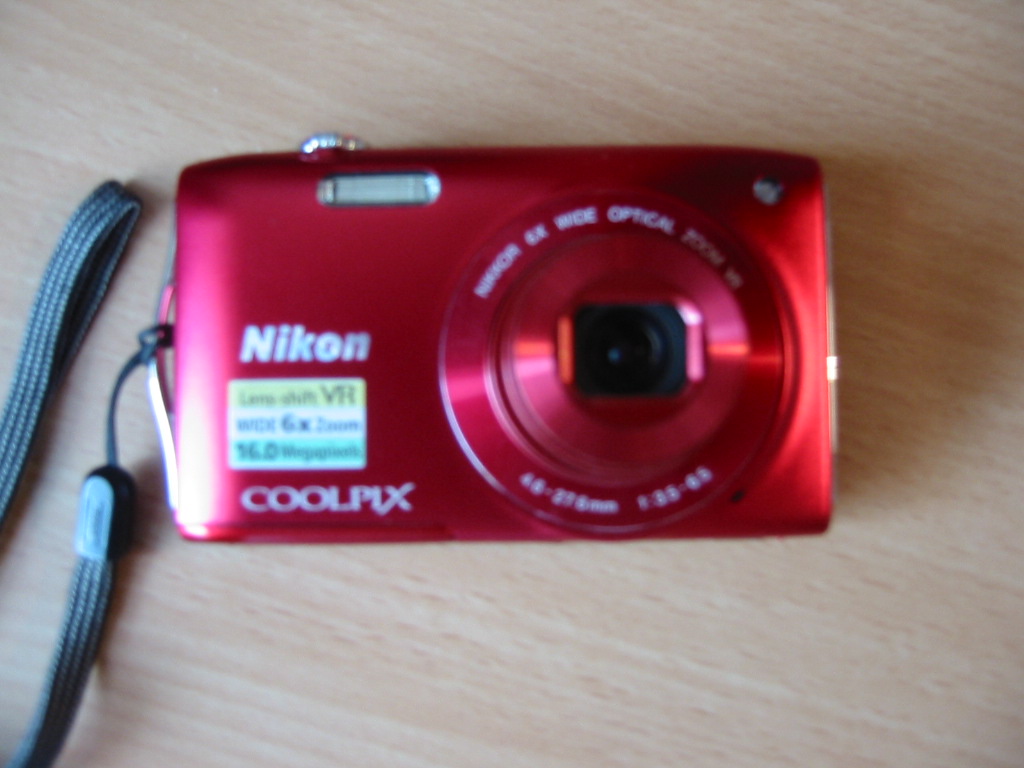 Die Nikon - Coolpix für günstige 60,- €
