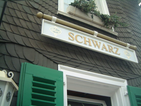 Cafe Restaurant Schwarz auf Küllenhahn