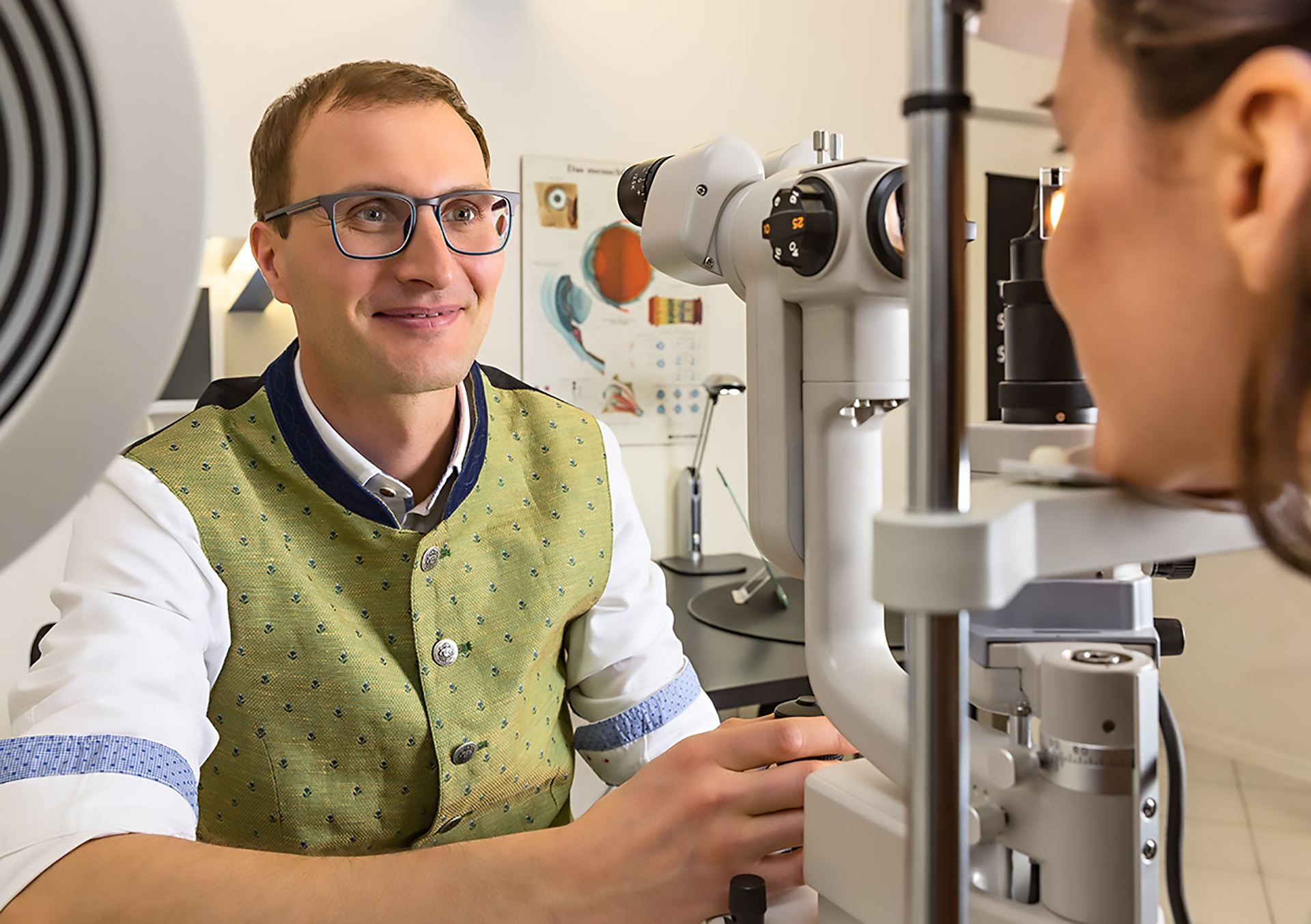 Profitieren Sie von unserer Erfahrung im Bereich der Optometrie. Unsere Leistungen gehen weit über einen Sehtest hinaus.