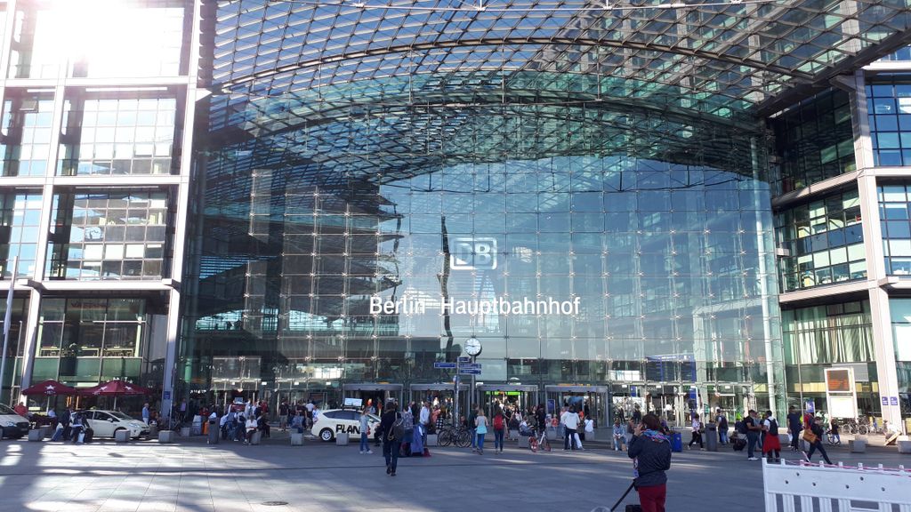 Nutzerfoto 21 HANS IM GLÜCK - BERLIN Hauptbahnhof