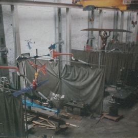 HIer sieht man die Metallwerkstatt, es wurden zwei Sektionen für die fertigung der kinetischen Skulptur Jongleur angemietet