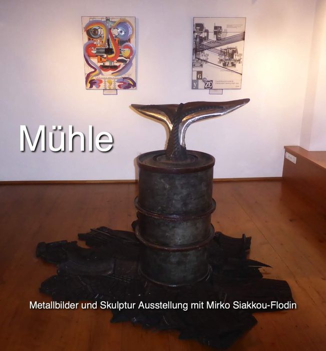 Ausstellung der Bildhauer des Kunst Raum Skulpturenweg Oberteuringen, Alt Reifen und Metallkunst Objekt von Mirko Siakkou-Flodin