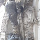 Argonautenfiguren am Georgenbau in Dresden