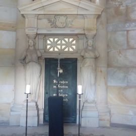 Eingang zu Grabkammer