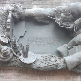Ein Denkmal für die italienische Prinzessin Anna Maria Luisa de Medici - sie war die zweite Frau vom beliebtem Jan Wellem gewesen!