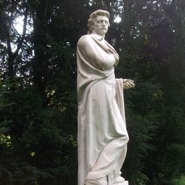 Anselm Feuerbach Skulptur in Düsseldorf