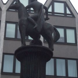 Martinssäule (vor der Andreaskirche) in Düsseldorf