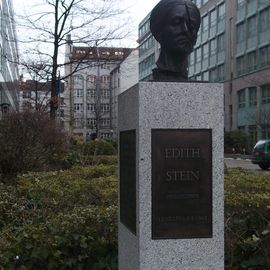 Stra&szlig;e der Erinnerung Moabit: Edith Stein, die J&uuml;din, die heilig gesprochen wurde
