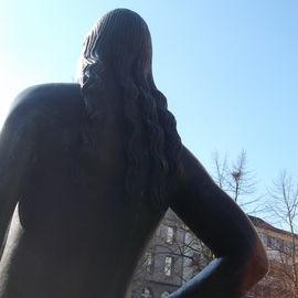 Freya - Skulptur (im Museumsgarten der Sparkasse Duisburg) in Duisburg