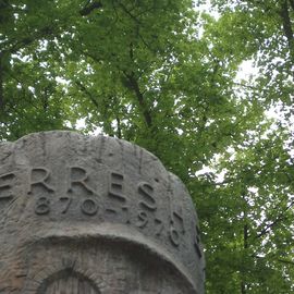 Heimatbrunnen auf dem Gerricusplatz in Düsseldorf