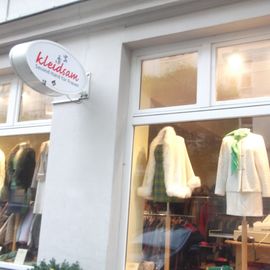 Diakonia Dienstleistungbetriebe GmbH- "diakonia Kleidsam" Second Hand für Frauen in München