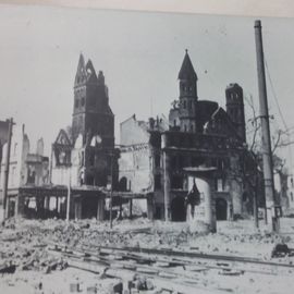 Köln in Trümmern nach dem Krieg
