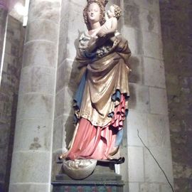 gotische Madonna hergestellt nach 1350