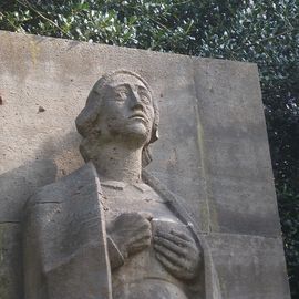 Ehrenmal "Trauernde Mutter" in Essen