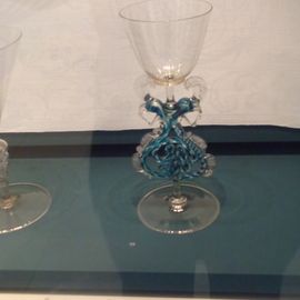niederl&auml;ndisches Fl&uuml;gelglas nach venezianischem Vorbild 16.17. Jahrhundert