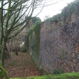 Teil der einstigen Stadtmauer in Linn