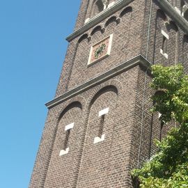 Kath. Kirchengemeinde Heilige Familie - Kirche St. Mariä Himmelfahrt in Düsseldorf