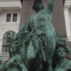 Kaiser Wilhelm I.-Denkmal vor dem Altonaer Rathaus in Hamburg